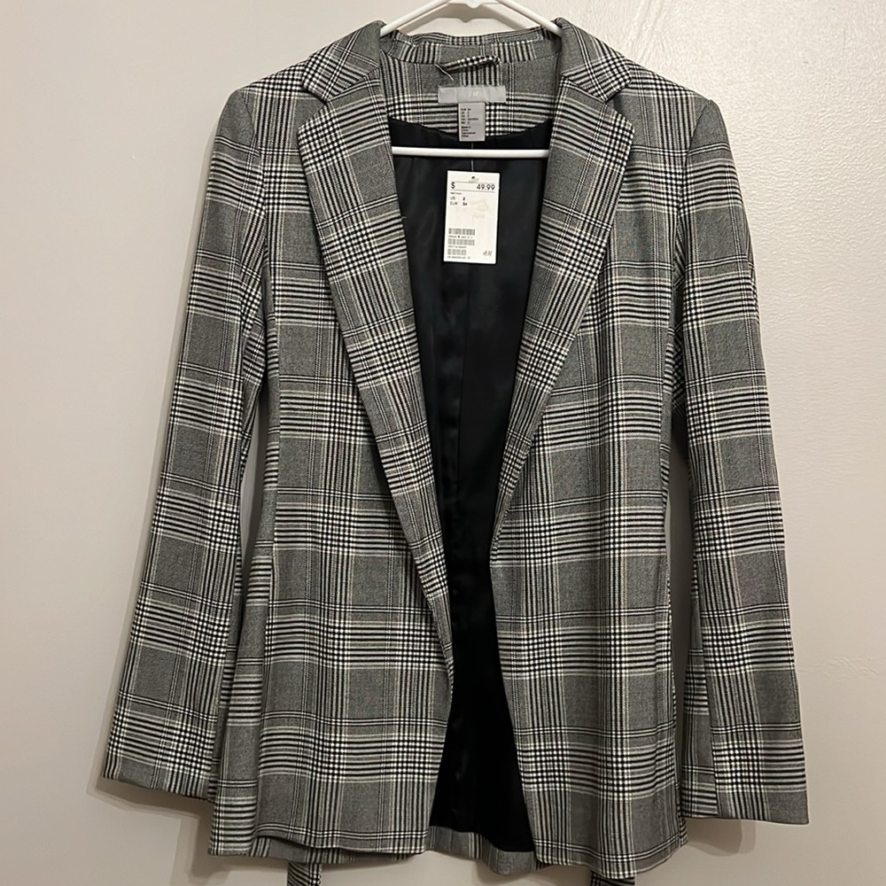 Brand New H&M Plaid Blazer